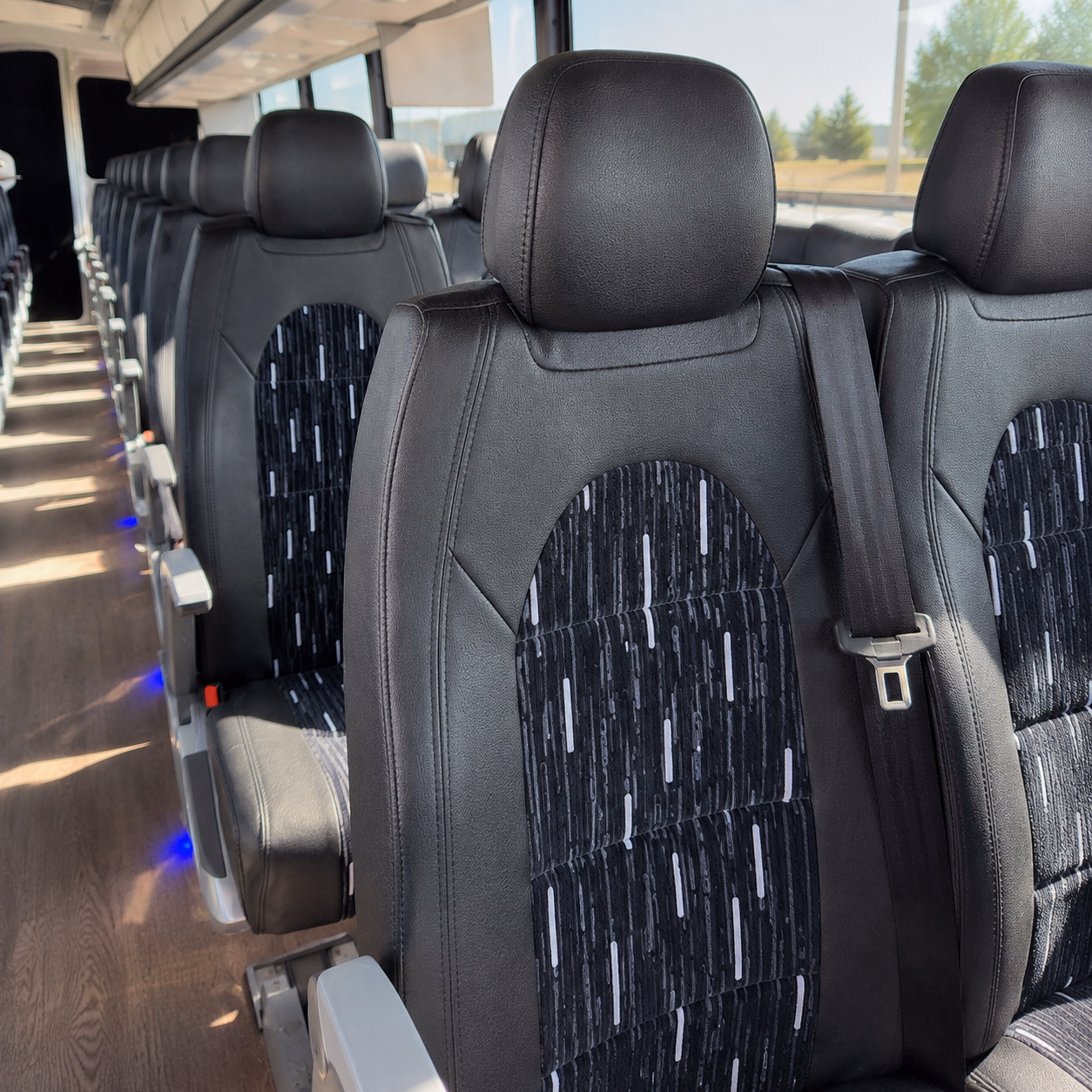charter buses for ceremonies and receptions at lincoln s most popular venues