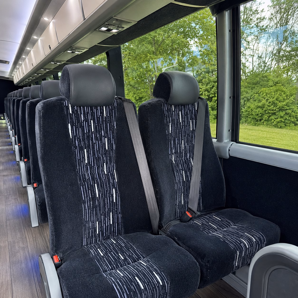 group transportation in lincoln booked in minutes instead of days