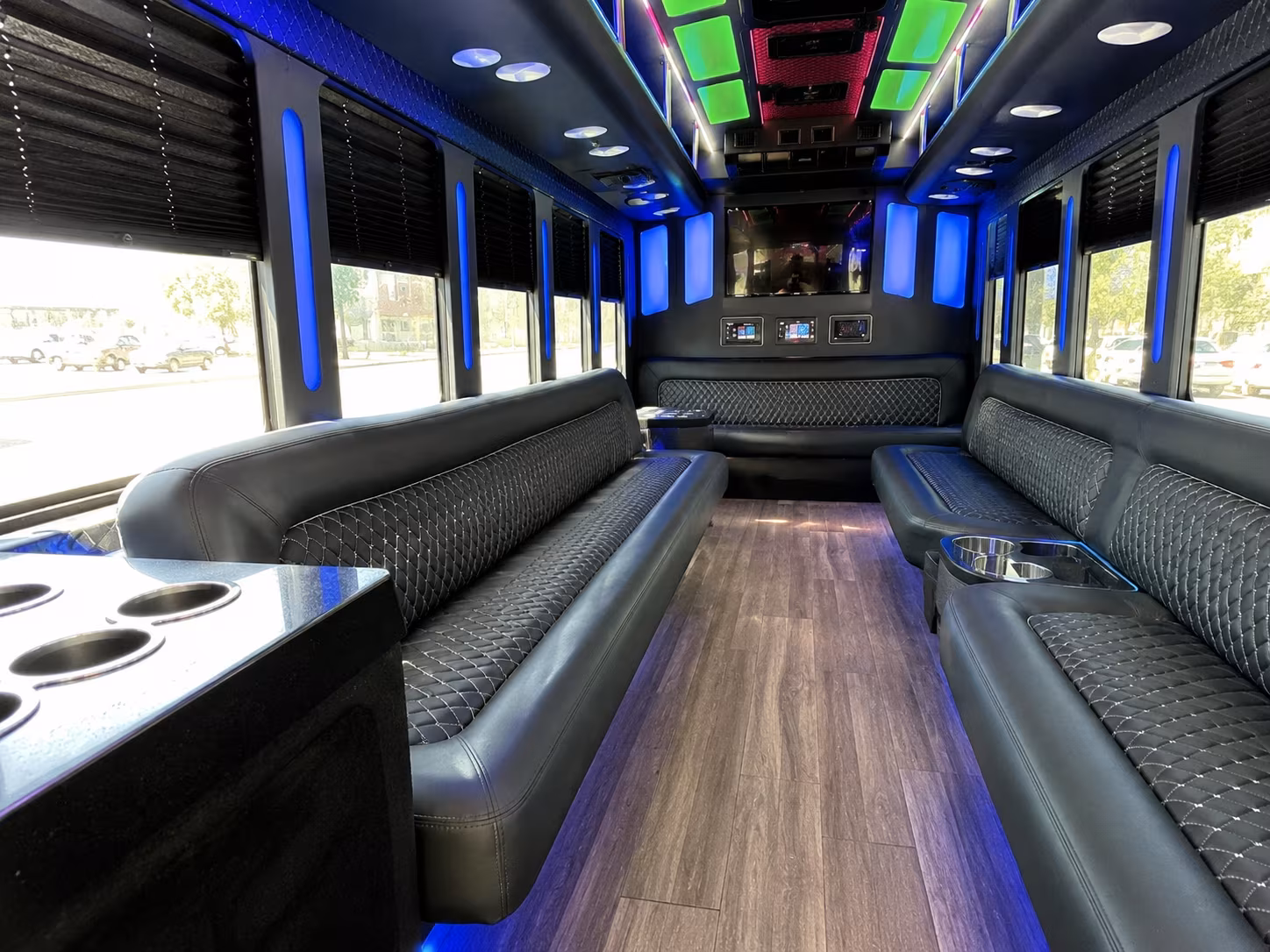 lincoln 15 passenger party bus inside