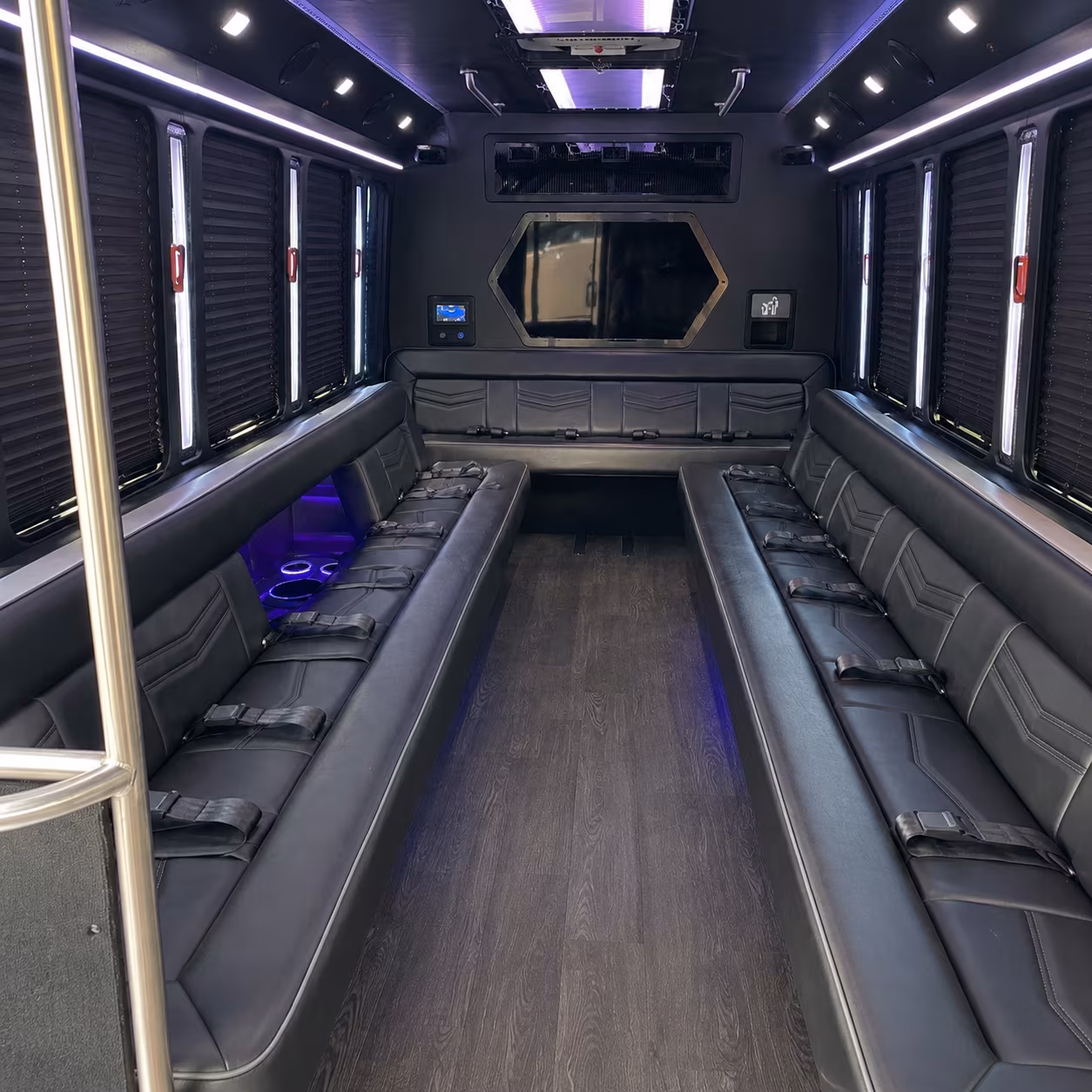 lincoln 18 passenger party bus interior