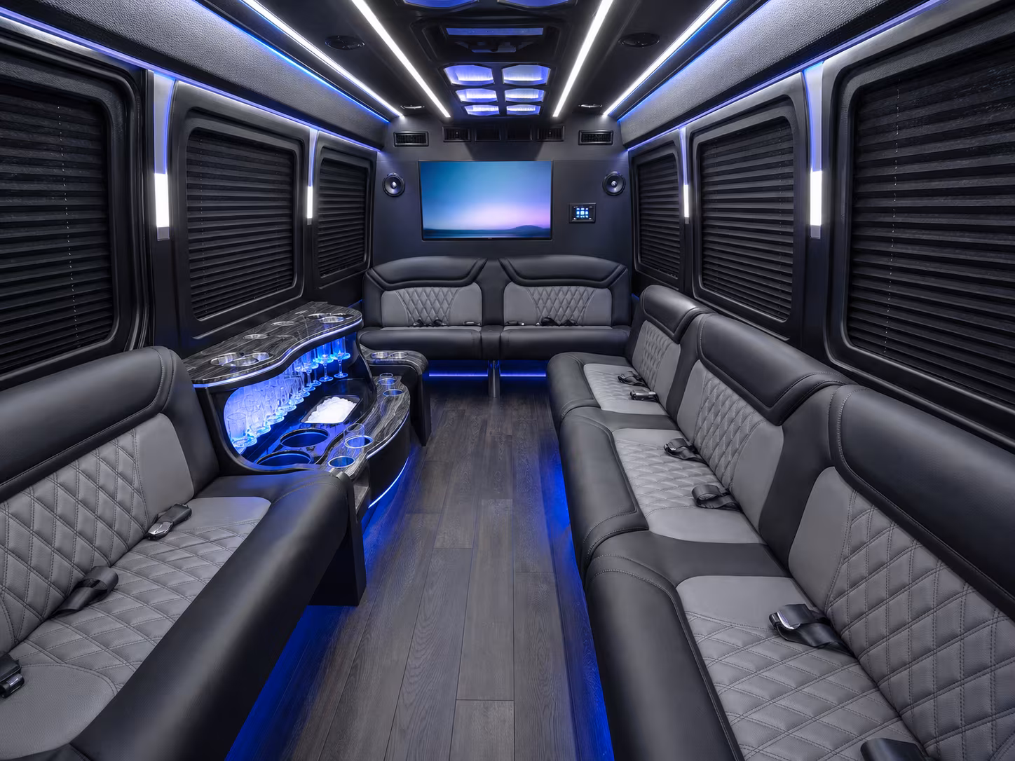 lincoln 30 passenger party bus
