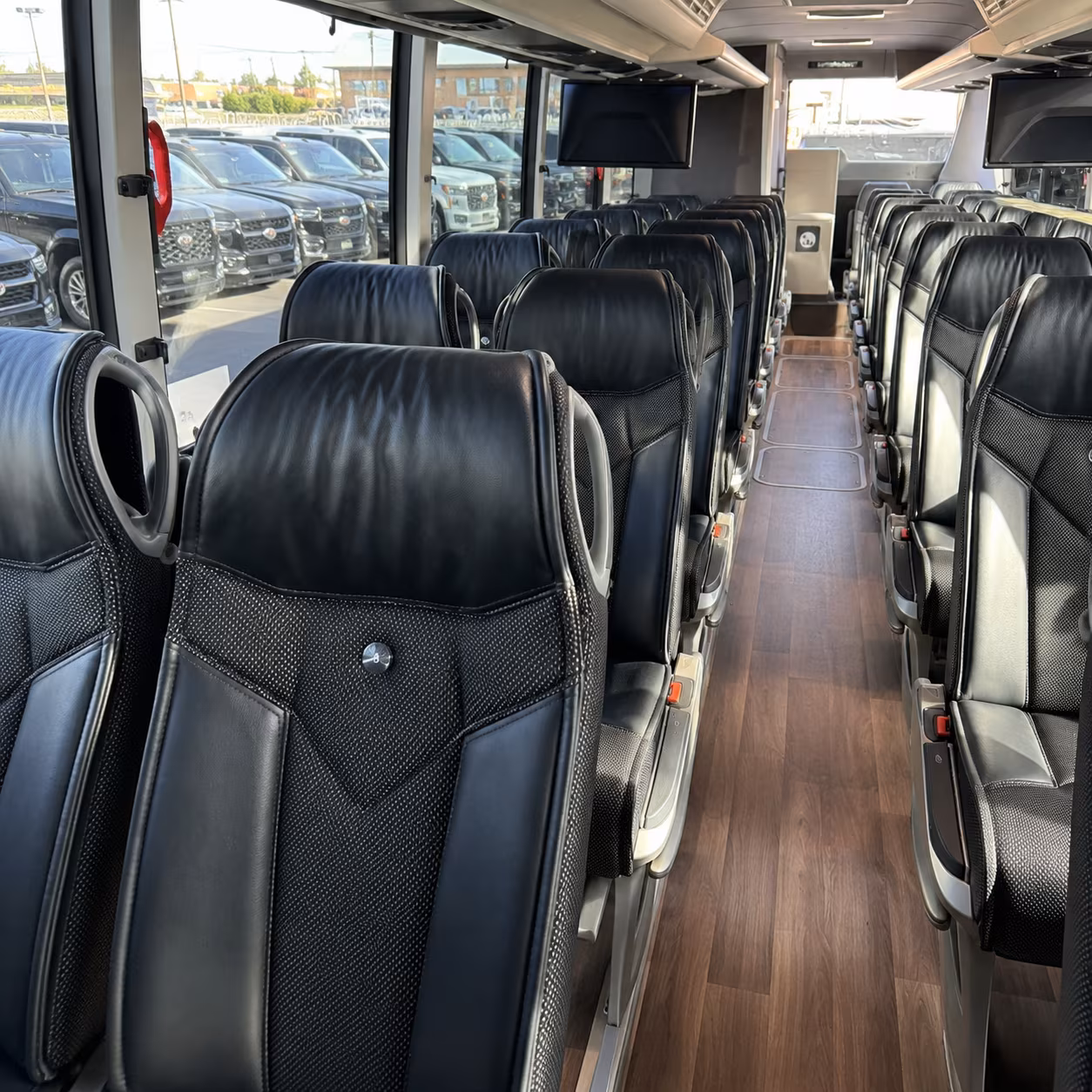 lincoln charter bus rental interior