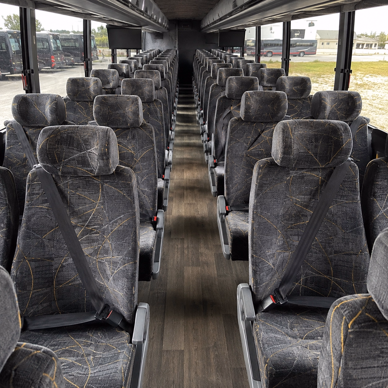 lincoln charter bus rentals long distance trips to kansas city